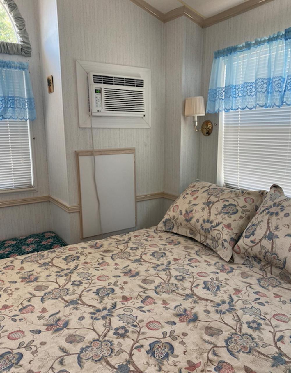 Woody'S Rv Resort Llc Sebring Oda fotoğraf